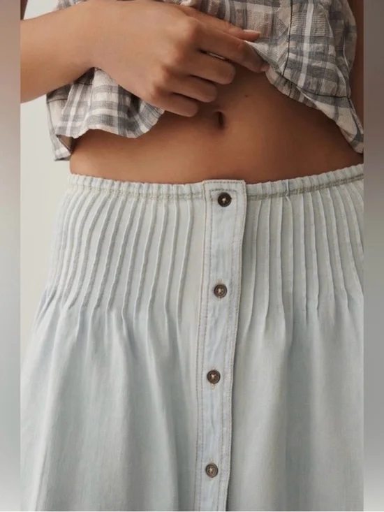 ANTHROPOLOGIE Pilcro Pintuck Basque-Waist Denim Maxi Skirt XL Light Wash $98 NWT - Picture 7 of 14